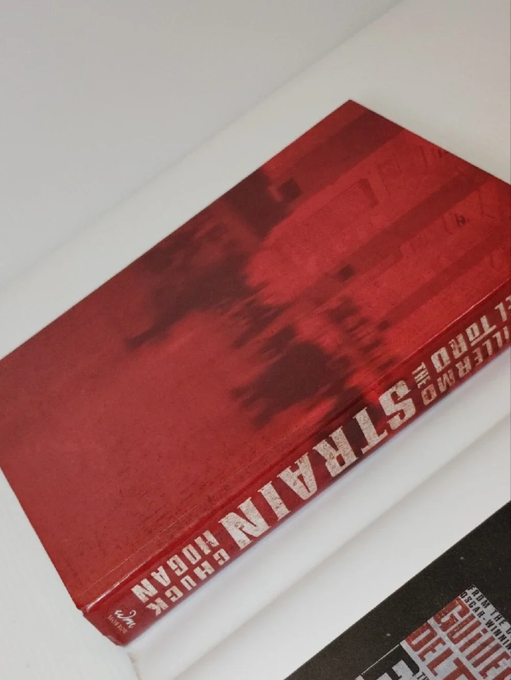 3 For $8 The Strain by Guillermo del Toro & Chuck Hogan